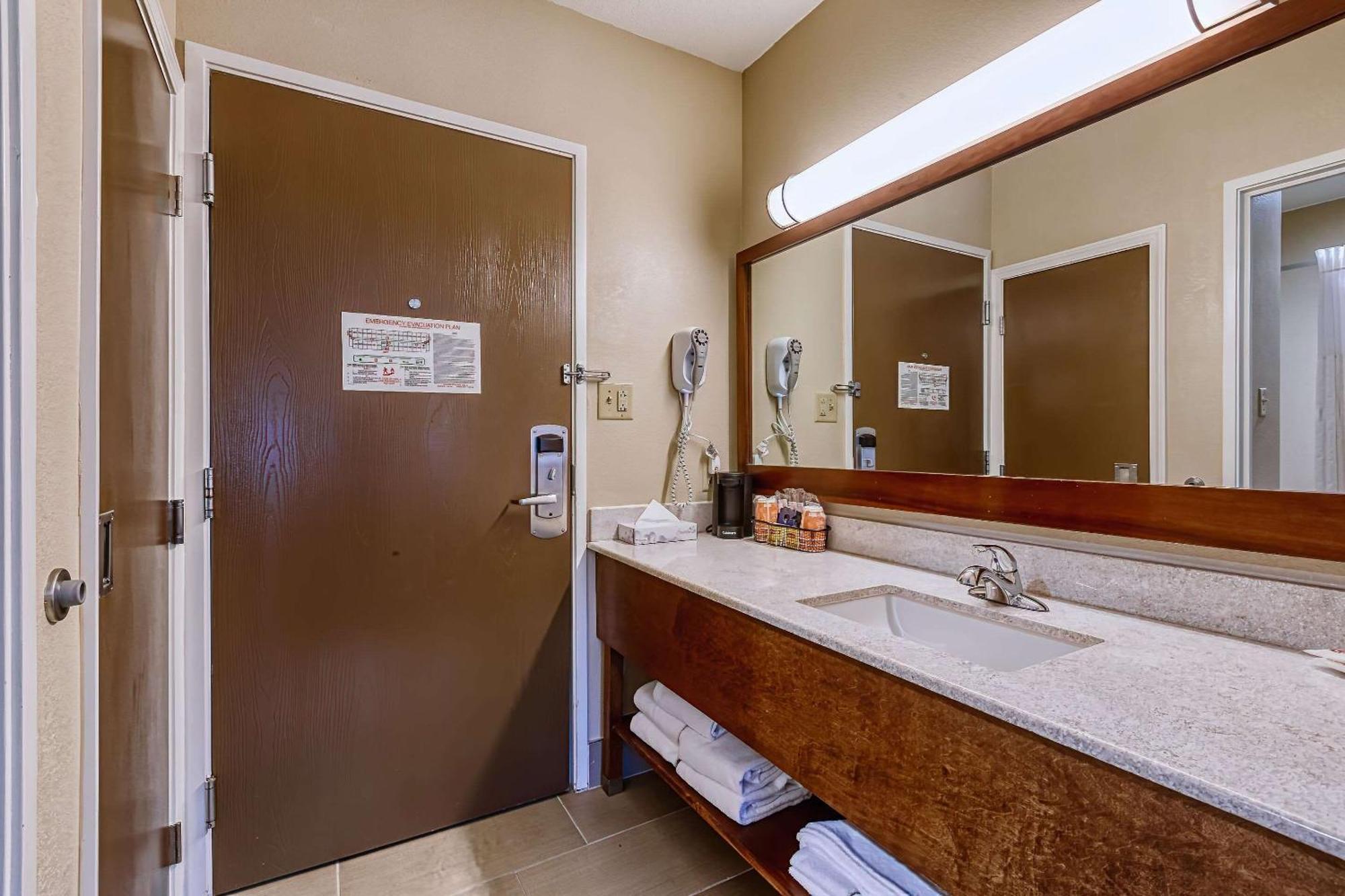 Comfort Inn & Suites Shepherdsville - Louisville South Ngoại thất bức ảnh