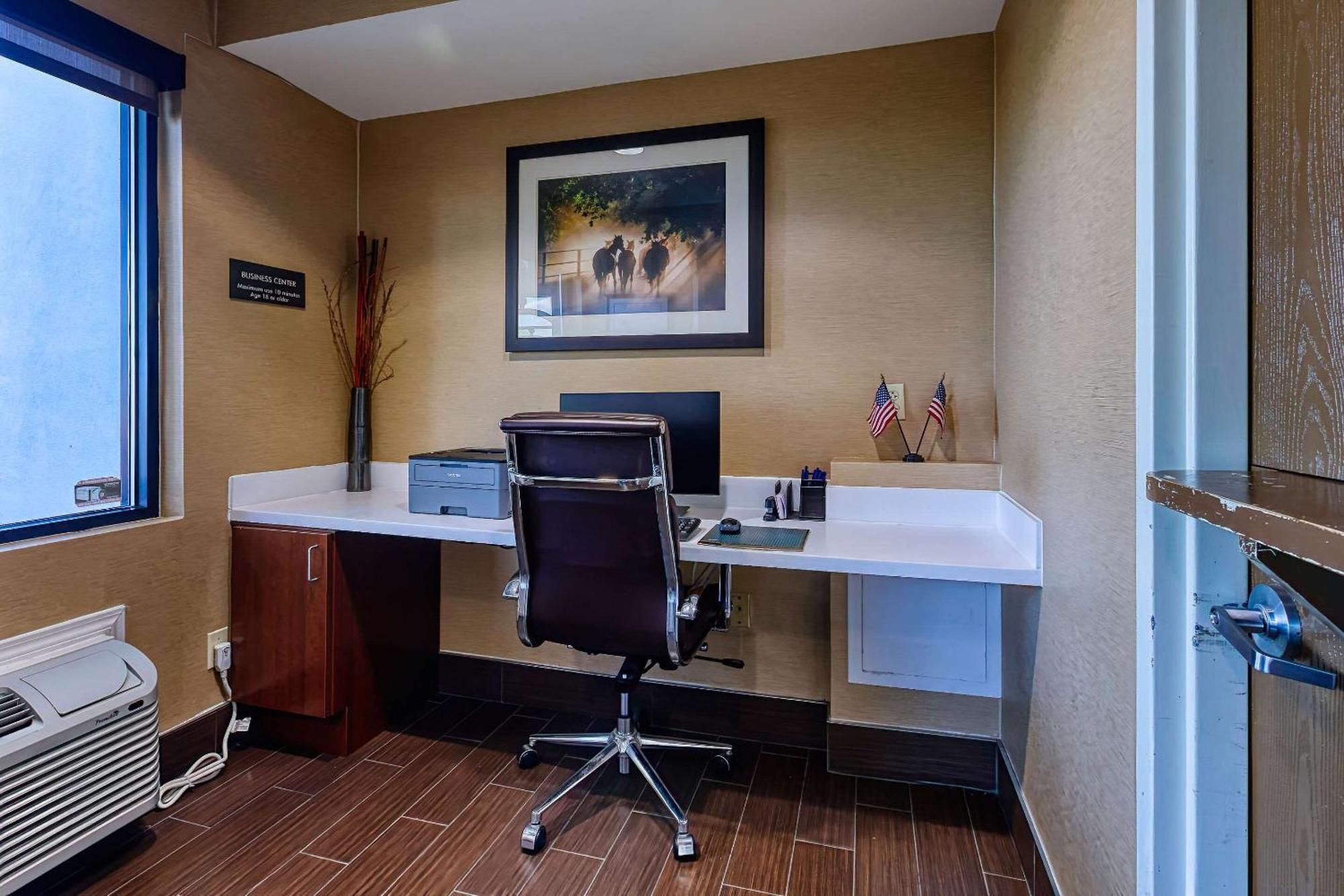 Comfort Inn & Suites Shepherdsville - Louisville South Ngoại thất bức ảnh